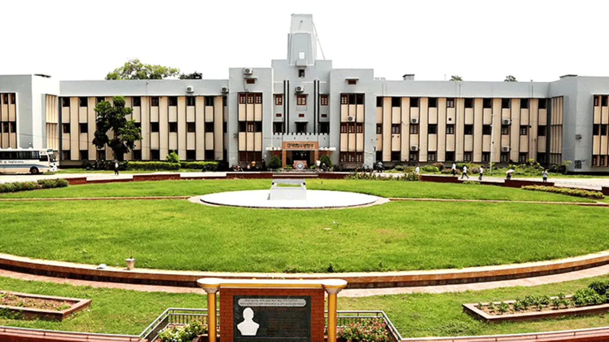 রাবিতে বাড়ছে সাপের উপদ্রব, ৯ মাসে উদ্ধার ৮৫টি