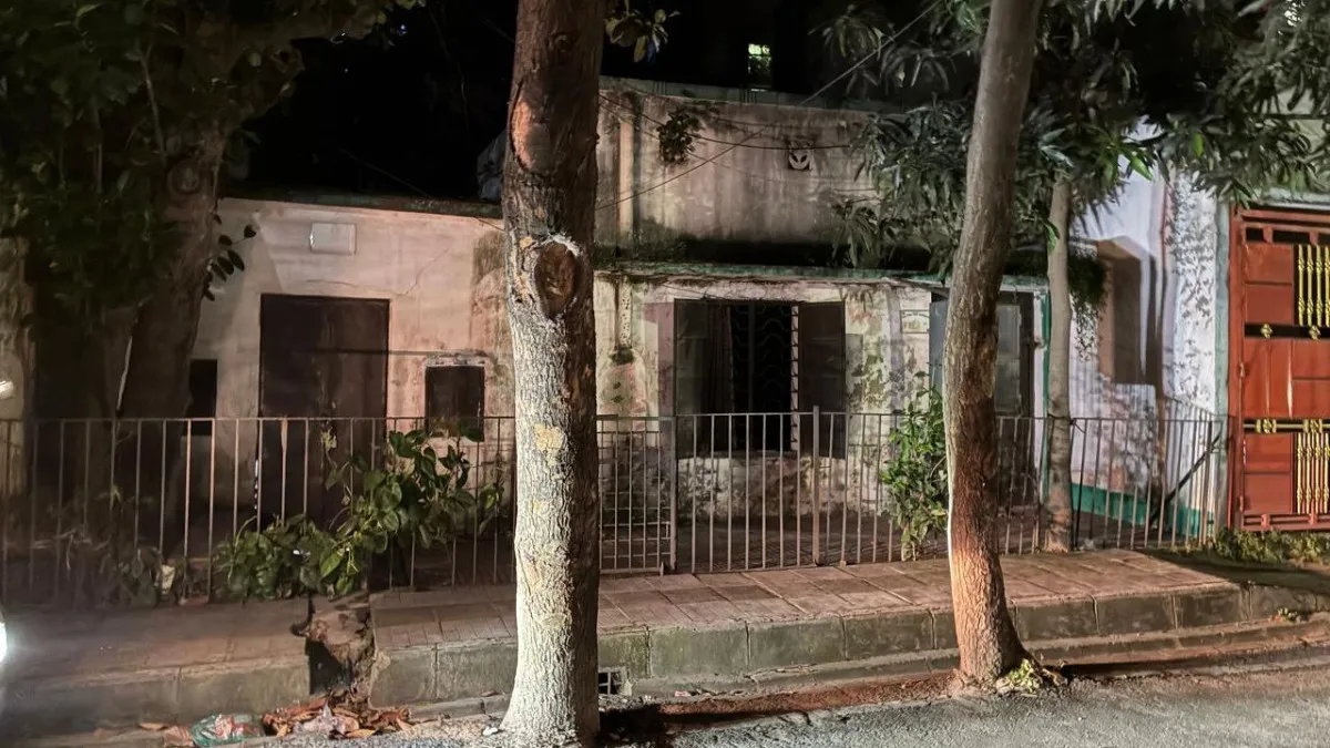 মোহাম্মদপুরে নিজের বাড়ি থেকে লাশ উদ্ধার