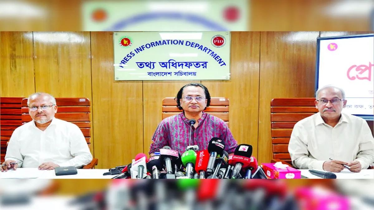 অপতথ্য রোধে সামাজিক সচেতনতা দরকার : তথ্য উপদেষ্টা