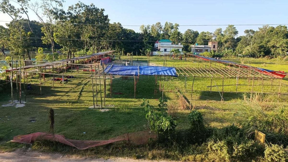 চৌদ্দগ্রামে শিক্ষাপ্রতিষ্ঠানের পাশে মাসব্যাপী মেলার আয়োজনে উৎকণ্ঠা