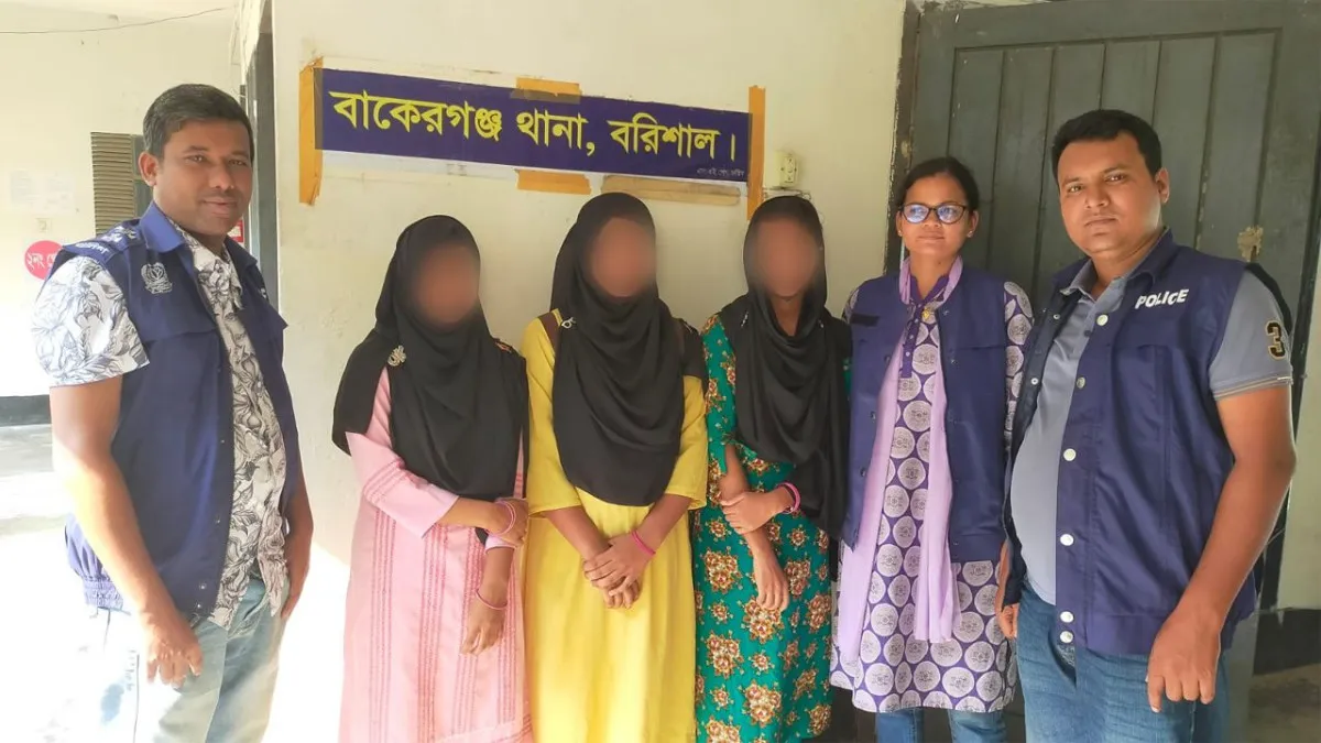 বাকেরগঞ্জে নিখোঁজ ৩ স্কুলছাত্রী ঢাকায় উদ্ধার