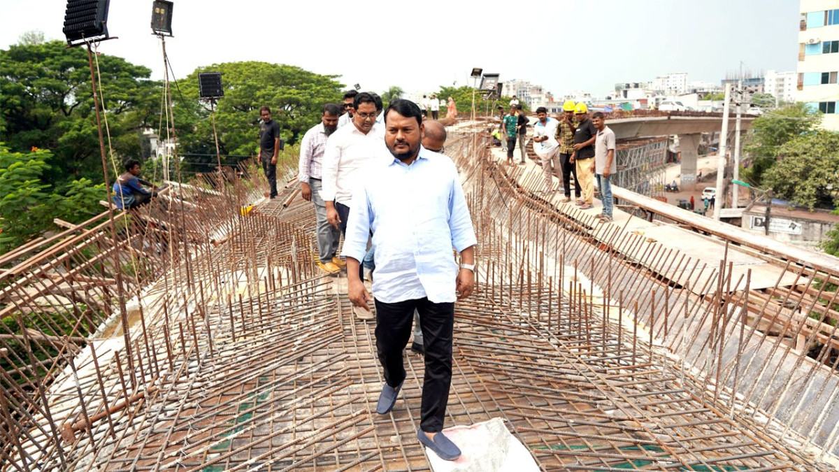 রাজশাহীতে নির্মাণাধীন ৩ ফ্লাইওভার পরিদর্শন করলেন রাসিক প্রশাসক