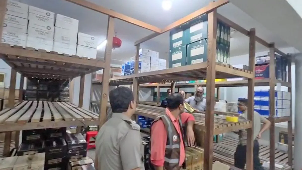 গুলশানে মদ-বিয়ার সংরক্ষণে অনিয়ম, ওয়্যারহাউজ সিলগালা