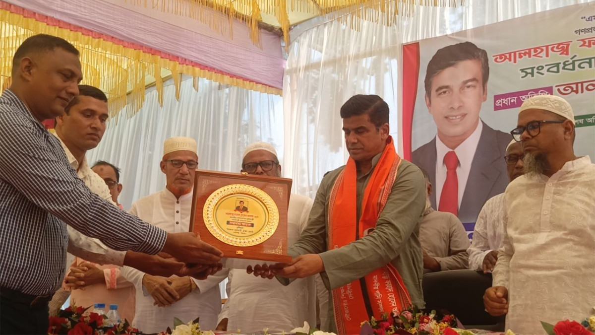 দেবীগঞ্জে পানি সম্পদ প্রতিমন্ত্রীকে সংবর্ধনা