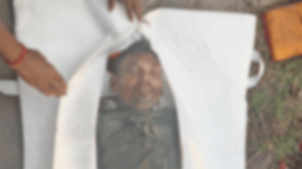 মহাদেবপুরে অ্যাম্বুলেন্সের ধাক্কায় ভ্যানচালক নিহত