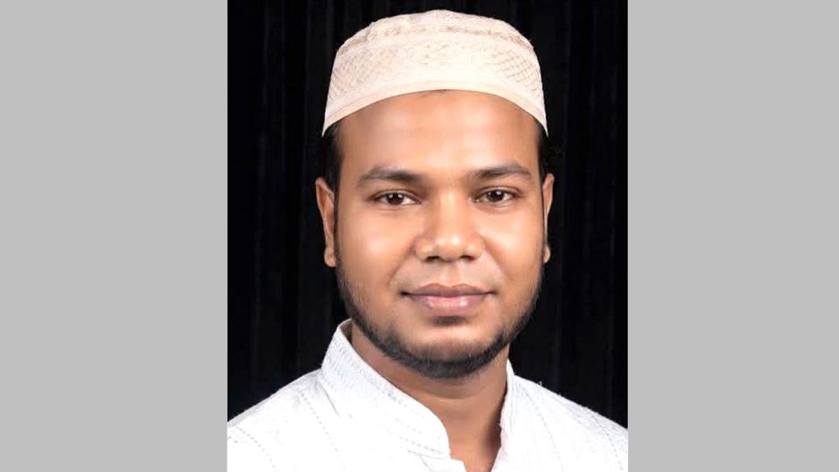 চুয়াডাঙ্গায় মোটরসাইকেল-ট্রাক্টর সংঘর্ষে কলেজ প্রভাষক নিহত