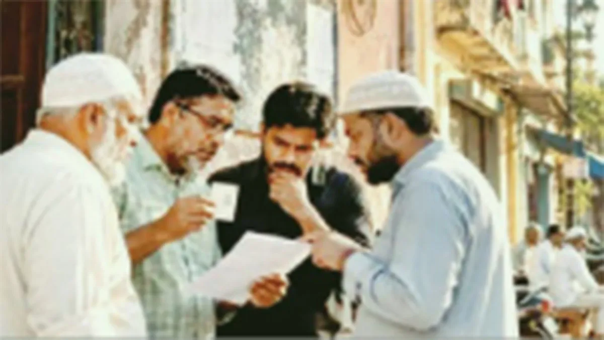 পরিচিত মুসলিম প্রতিবেশীদের ভোটার তালিকা থেকে বাদ দেয়ার চেষ্টা বিজেপি নেতার