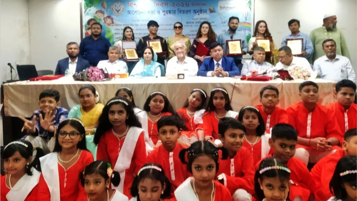 শিশুর প্রথম শিক্ষক মা এবং সুরক্ষার হাতিয়ার খেলাধুলা