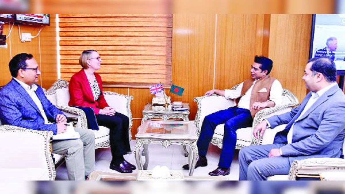 গণমাধ্যম নিয়ন্ত্রণের কোনো ইচ্ছা নেই সরকারের