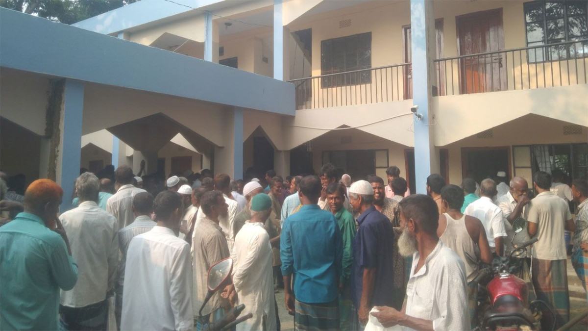 মেলান্দহে সার বিতরণ নিয়ে হট্টগোল, আহত ৩