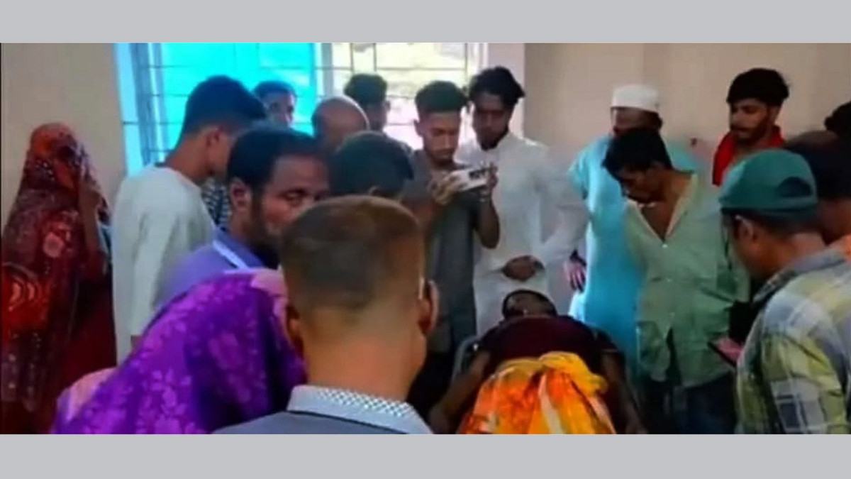 ‘তোর বাপের কাছে টাকা পাব, তোর দাদাকে সাথে নিয়ে স্ট্যাম্পসহ চলে আয়’