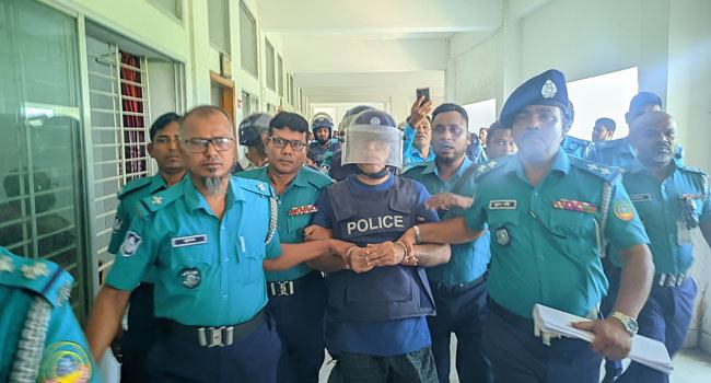 রংপুর মহানগর আ’লীগ নেতা তুষার কান্তি মন্ডল ৭ দিনের রিমান্ডে