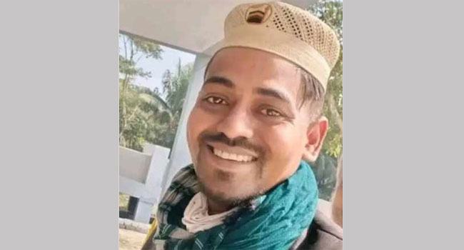 ঢাবিতে পিটিয়ে মারা তোফাজ্জলের পাথরঘাটার বাড়িতে শোকের মাতম