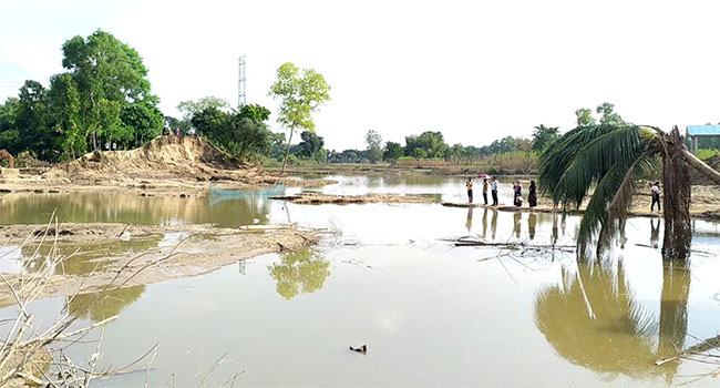 কবে শুরু হবে ভাঙা বাঁধের মেরামত কাজ, গোমতীর পানি বাড়লেই প্লাবিত হওয়ার শঙ্কা