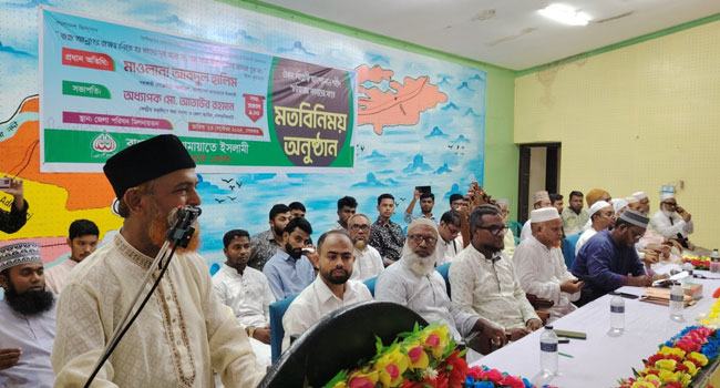 লালমনিরহাটে শহীদ পরিবারকে জামায়াতের আর্থিক সহায়তা
