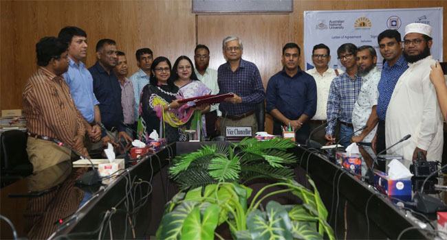 গবেষণা প্রকল্পে রাবির সাথে হেইফার ইন্টারন্যাশনাল বাংলাদেশের চুক্তি