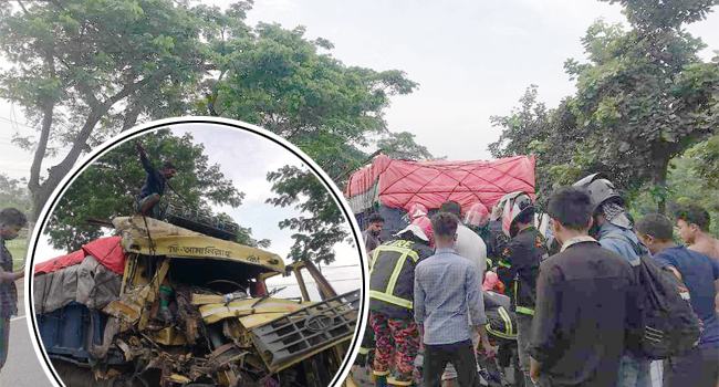মিরসরাইয়ে ট্রাক-কাভার্ডভ্যান সংঘর্ষে নিহত হতাহত ৬
