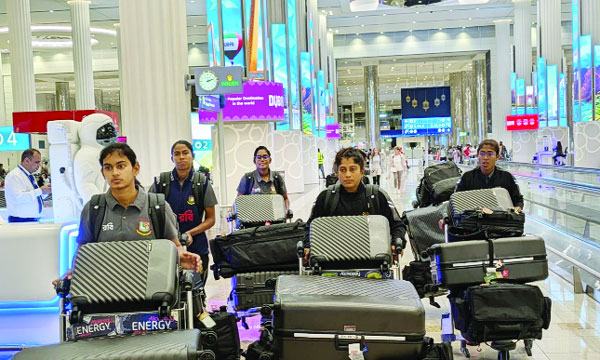 বিশ্বকাপে খেলতে আমিরাতে টাইগ্রেসরা
