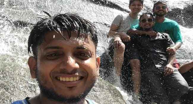 খৈয়াছড়া ঝরনায় পাথর পড়ে ব্যাংকার নিহত