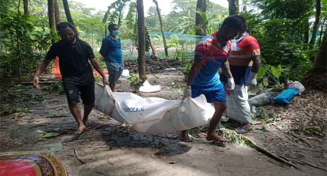 ৫৫ দিন পর ছাত্রআন্দোলনে নিহত কিশোরের লাশ উত্তোলন