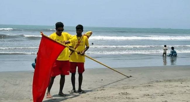 পায়রায় ৩ নম্বর সঙ্কেত