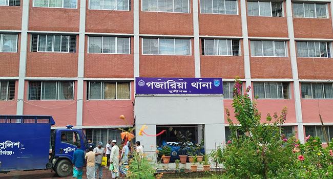 গজারিয়ায় রাতভর পুলিশের অভিযানে ৫ আ.লীগ নেতাকর্মী আটক