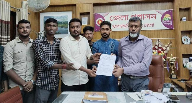 খাগড়াছড়িতে পরিস্থিতি স্বাভাবিক, হাটে মানুষের উপস্থিতি কম