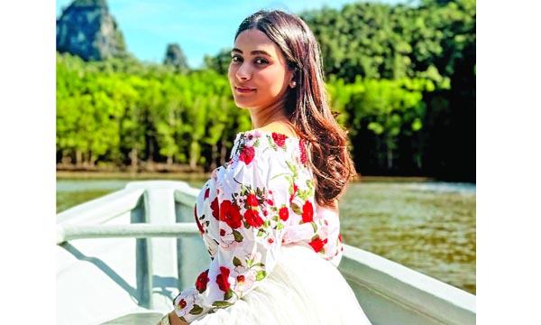 ‘সাবা’ নিয়ে টরন্টো থেকে বুসানে মেহজাবীন