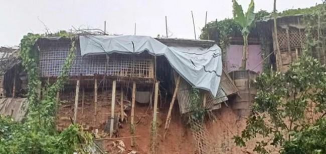 ভারী বৃষ্টির আভাস, চট্টগ্রামে ভূমিধসের আশঙ্কা