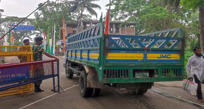 আখাউড়া স্থলবন্দর দিয়ে ৭ দিন আমদানি-রফতানি বন্ধ
