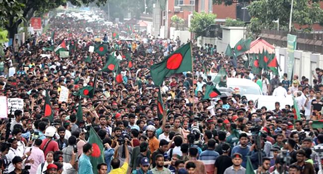 জুলাই-আগস্ট আন্দোলনে নিহত ৭৩৭ : স্বাস্থ্য উপদেষ্টা
