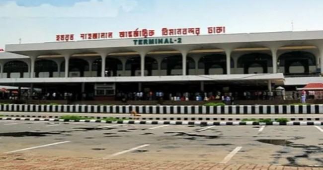 বিমানবন্দরের হর্নমুক্ত ঘোষিত এলাকায় বেজেই চলেছে হর্ন!