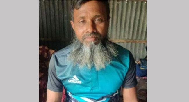 পদ্মায় মাছ শিকার করতে গিয়ে বজ্রপাতে জেলের মৃত্যু