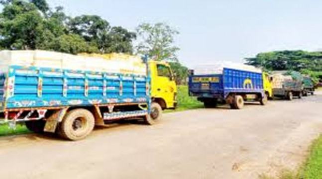 কুলাউড়া দিয়ে ভারতে গেল ৬ হাজার কেজি ইলিশ