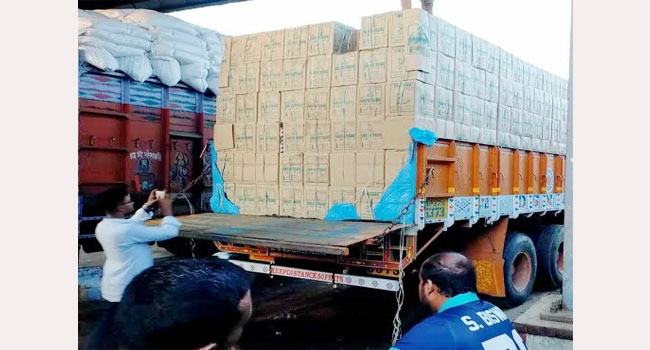 ভারত থেকে আমদানি হলেও দেশীয় বাজারে ডিমের দাম কমছে না