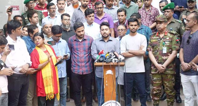 ফ্যাসিস্ট ও গণহত্যার সমর্থক-জড়িত সাংবাদিকদের বিচার হবে : নাহিদ ইসলাম