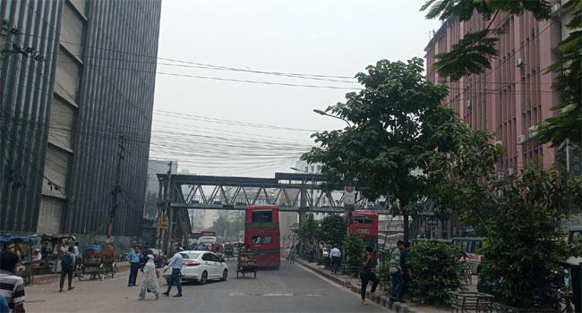 বায়ুদূষণে শীর্ষে বাগদাদ, ঢাকার অবস্থান কত