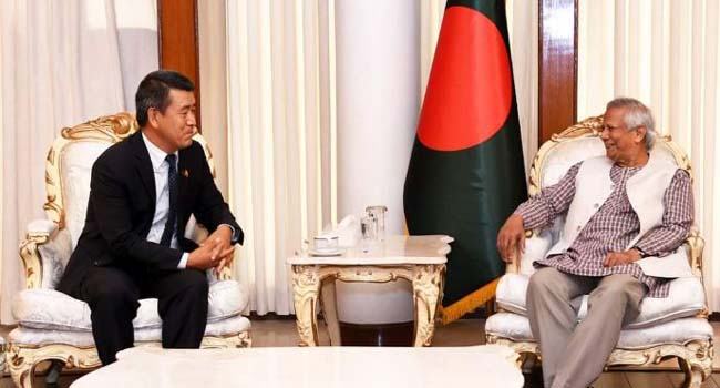 ঢাকা-থিম্পু বাণিজ্য সহযোগিতা বৃদ্ধির ওপর গুরুত্ব আরোপ প্রধান উপদেষ্টার