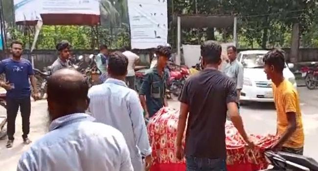রাজবাড়ী‌তে সড়ক দুর্ঘটনায় নিহত ২, আহত ৩