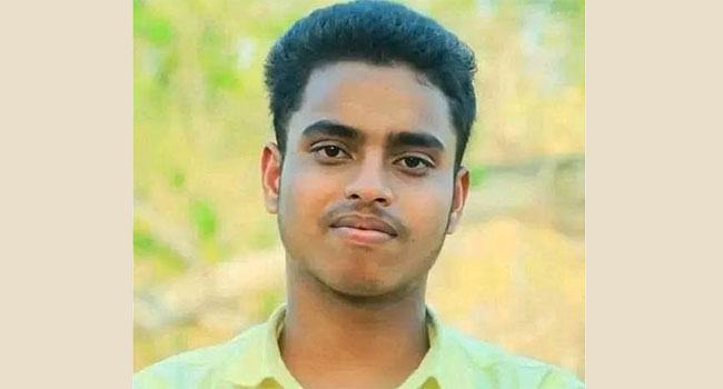 আমি রেজাল্ট চাই না, আমার ছেলে হত্যার বিচার চাই : শহিদ সবুজ মিয়ার মা