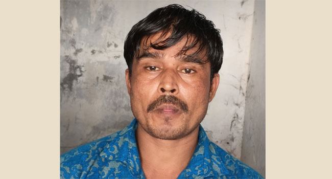 সাঁথিয়ায় ৪৫ হাজার জাল টাকাসহ যুবক গ্রেফতার