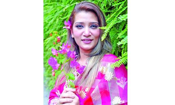 টুম্পার এগিয়ে চলা...