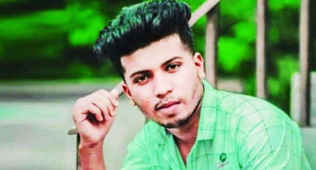 কুমিল্লায় ছাত্রলীগ নেতাকে প্রবাসীর স্ত্রীর ঘর থেকে আটক