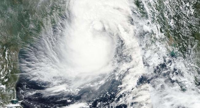 ঘূর্ণিঝড় দানা : সবশেষ যা জানাল আবহাওয়া অফিস