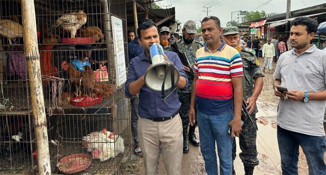 পাবনায় ৬টি প্রতিষ্ঠানকে জরিমানা করল বিশেষ টাস্কফোর্স টিম