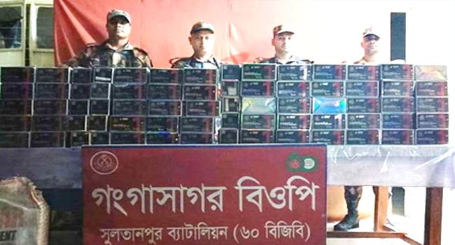 আখাউড়ায় পৌনে ৩ কোটি টাকার ভারতীয় মোবাইল ডিসপ্লে উদ্ধার