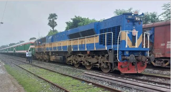উদ্বোধনী দিনে সন্তোষজনক সাড়া পায়নি ‘কৃষিপণ্য স্পেশাল ট্রেন’