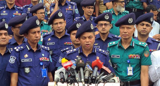 নিষিদ্ধ হওয়ায় ছাত্রলীগের রাজনীতি করার অধিকার নেই : আইজিপি