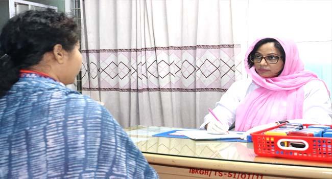 ইনসাফ বারাকাহ হাসপাতালে ফ্রি ব্রেস্ট ক্যানসার স্ক্রিনিং ক্যাম্প অনুষ্ঠিত