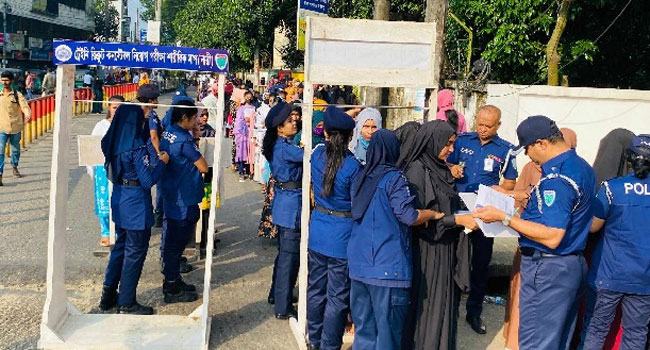 সিলেটে কনস্টেবল নিয়োগ পরীক্ষা, প্রথম দিনে উত্তীর্ণ ৯৯২